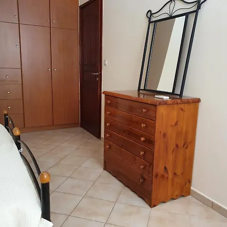 Emelia Apartament *